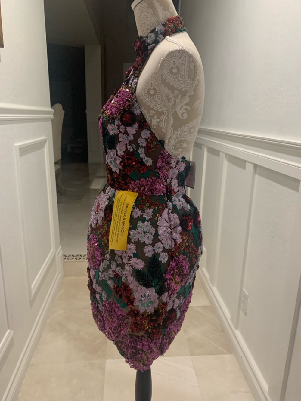 New BRONX AND BANCO Deirdre Floral Sequinned Halter Dress Size S / 4 US - Picture 4 of 16